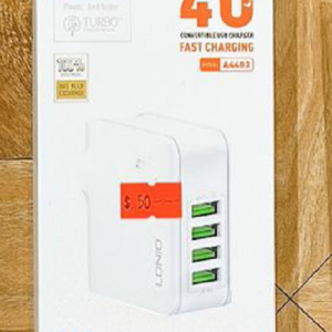 LDNIO牌A4402 chagre (22W MAX)